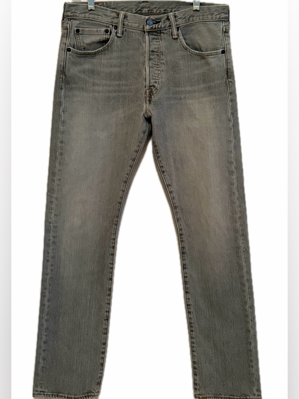 Men’s Levi 501 Jeans~Retail $75